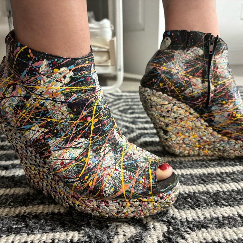 Jeffrey Campbell open toe platform size 8